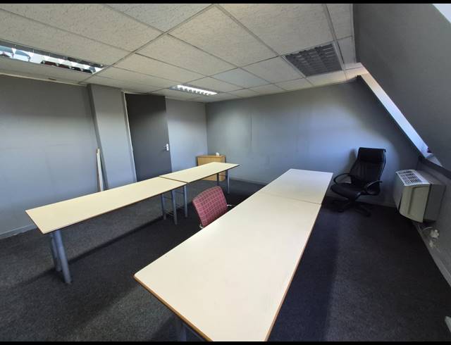 149M² OFFICE TO LET IN MORNINGSIDE